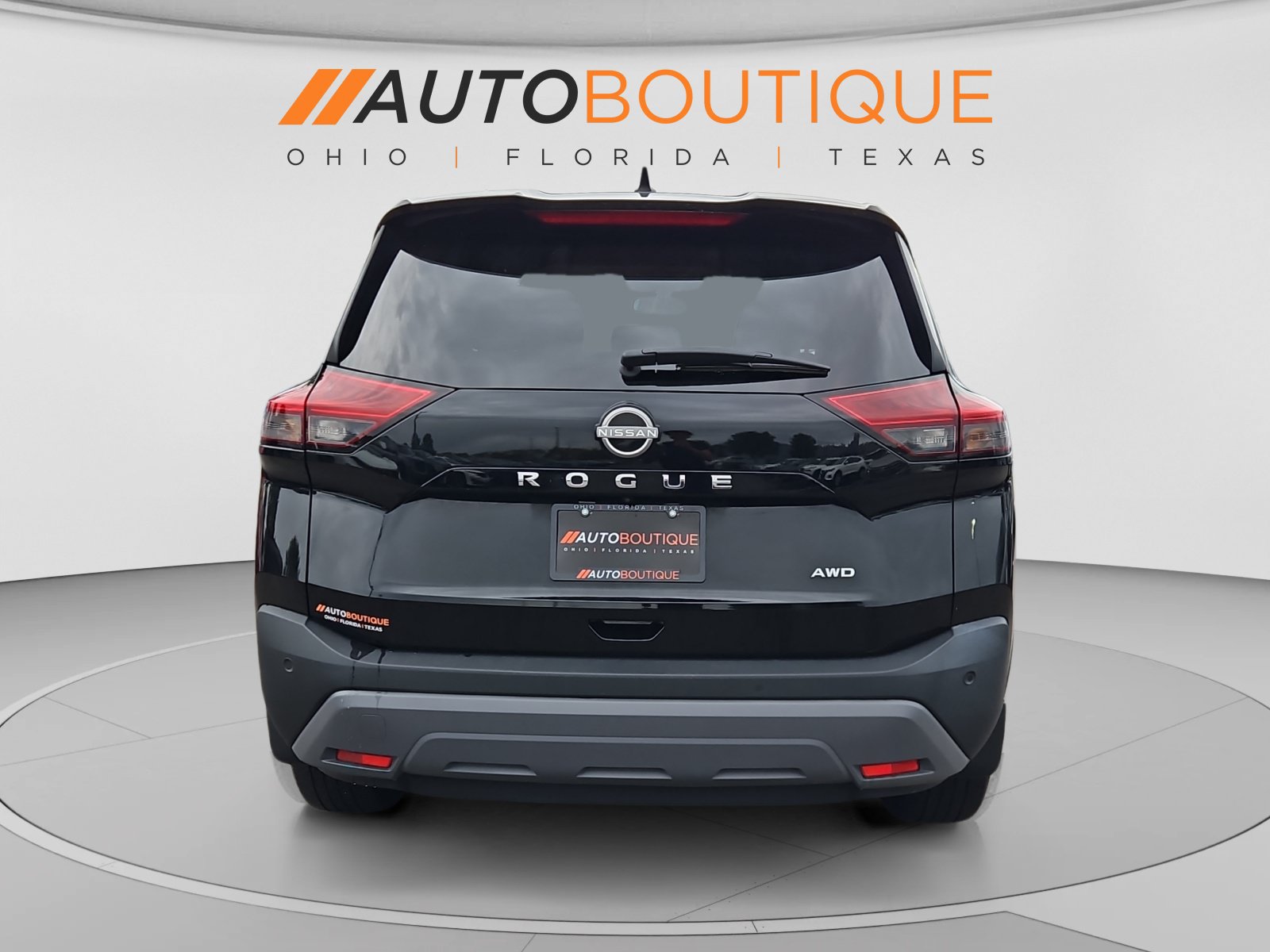 Used 2023 Nissan Rogue S AWD/4WD image 4