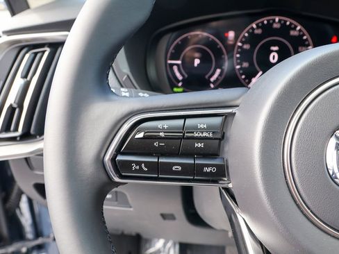 New 2025 MAZDA CX-70 Plug-In Hybrid w/ Premium Pkg image 26