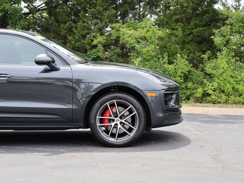 Used 2023 Porsche Macan S AWD/4WD image 10
