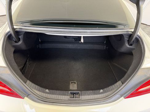 Used 2018 Mercedes-Benz CLA 250 image 29