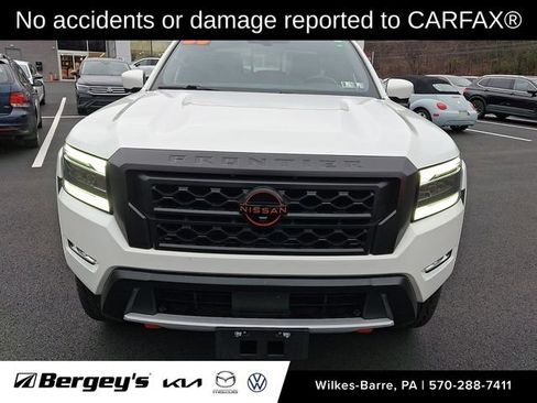 Used 2023 Nissan Frontier PRO-4X w/ Pro Convenience Package image 2