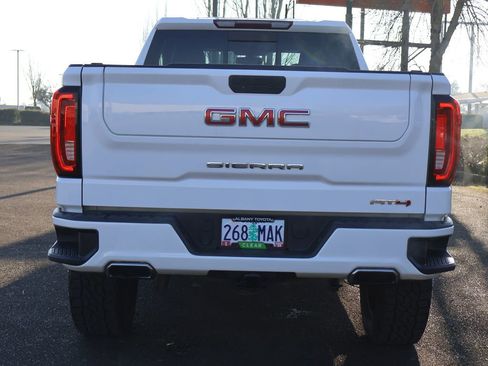 Used 2020 GMC Sierra 1500 AT4 w/ AT4 Preferred Package image 6