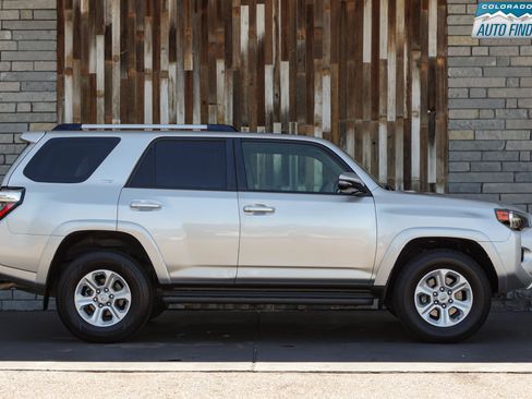 Used 2020 Toyota 4Runner SR5 Premium AWD/4WD image 8