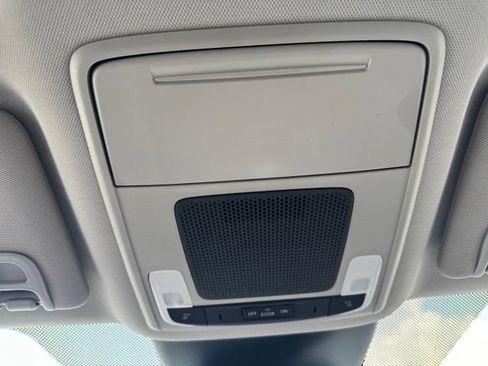 Used 2024 Honda Pilot EX-L image 28
