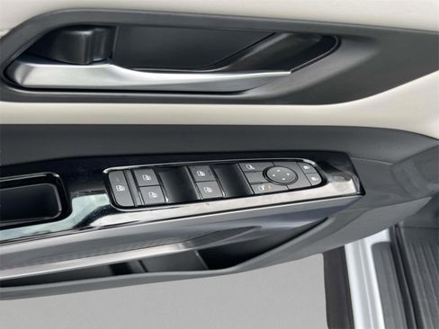 New 2025 Nissan Pathfinder SL image 18