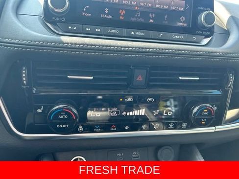 Used 2022 Nissan Rogue SL FWD image 31