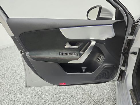 Used 2022 Mercedes-Benz A 220 image 12