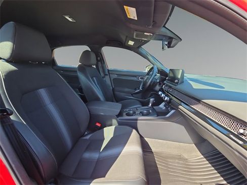 Used 2023 Honda Civic Sport image 19