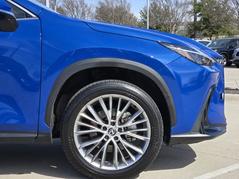 Certified 2025 Lexus NX 350 AWD w/ Accessory Package (2T) image 8