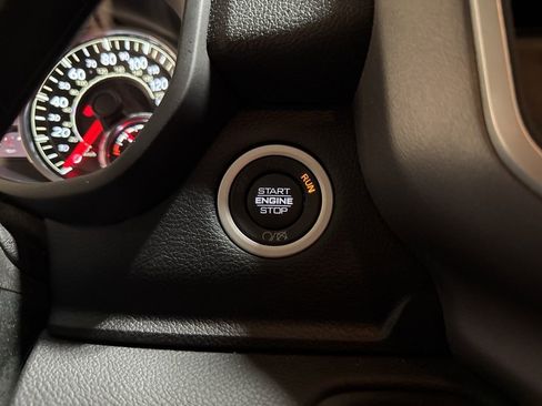 Used 2022 RAM 2500 Big Horn w/ Night Edition image 18