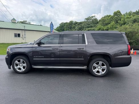 Used 2015 Chevrolet Suburban LT AWD/4WD image 8