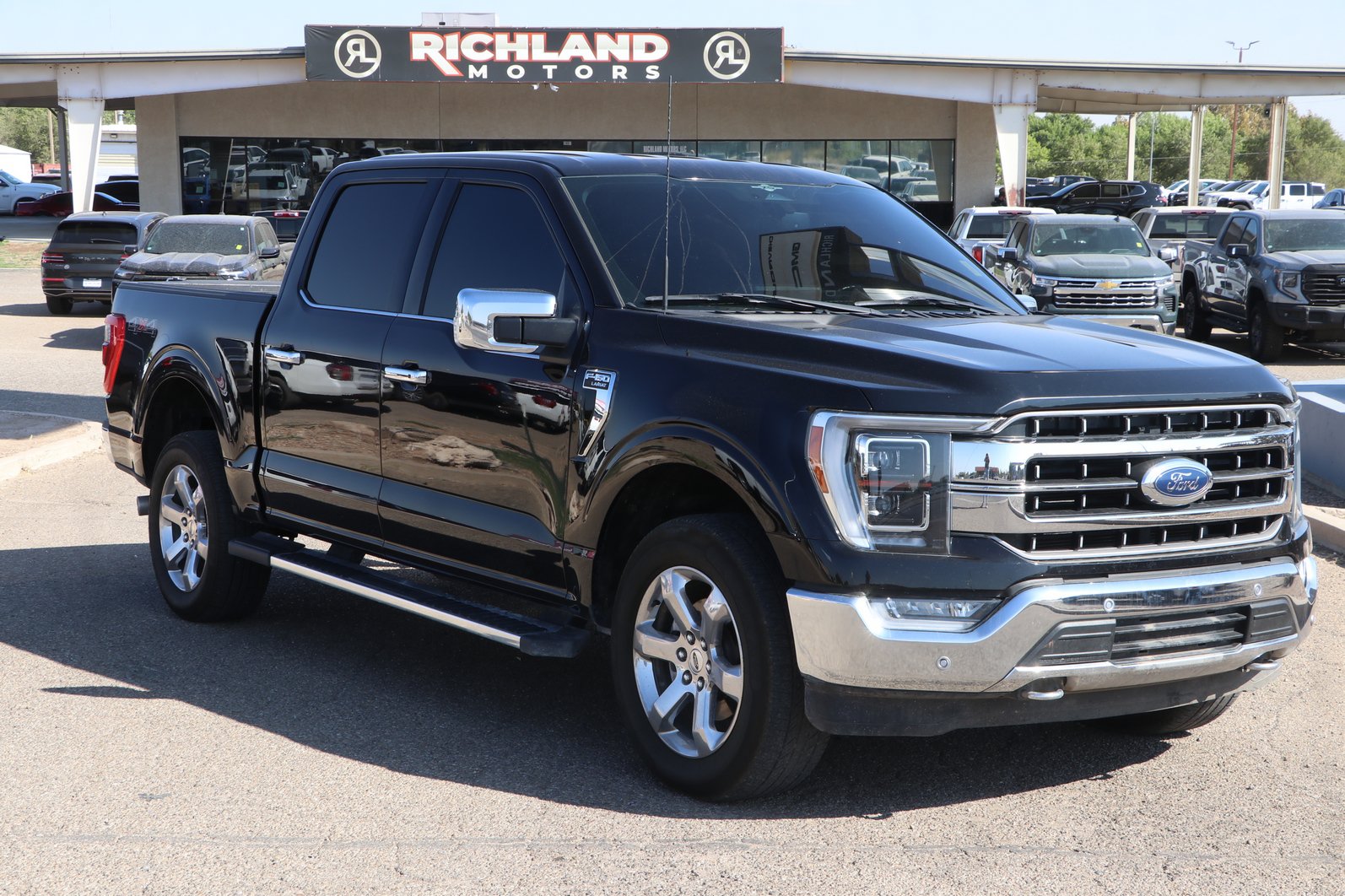 Used 2023 Ford F150 Lariat w/ Equipment Group 502A High AWD/4WD image 1