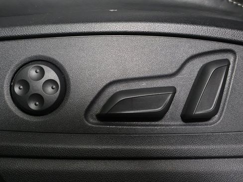 Used 2023 Audi SQ5 Premium Plus image 32