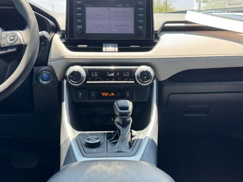 Used 2019 Toyota RAV4 XLE w/ Convenience Package AWD/4WD image 15