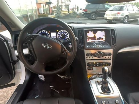 Used 2013 INFINITI G37 x Coupe w/ Premium Pkg image 7