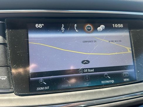 Used 2018 Buick Enclave Premium w/ Experience Buick Package image 16