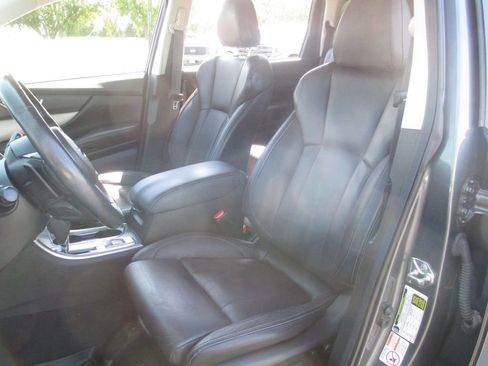 Used 2019 Subaru Ascent Limited w/ Popular Package #3 AWD/4WD image 19