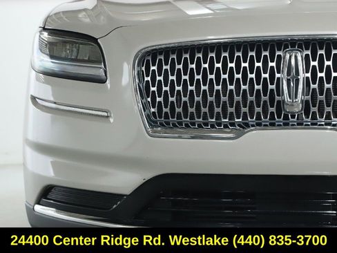 Used 2021 Lincoln Nautilus Reserve image 7