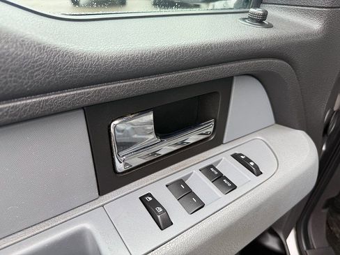 Used 2013 Ford F150 XLT w/ Luxury Equipment Group image 8