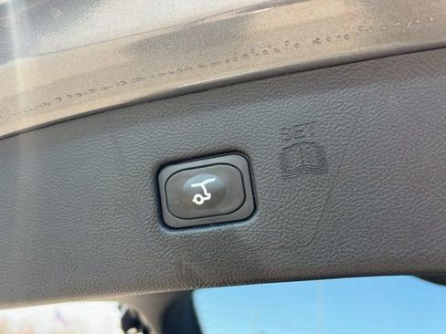 Certified 2023 Ford Edge SEL w/ Convenience Package image 23