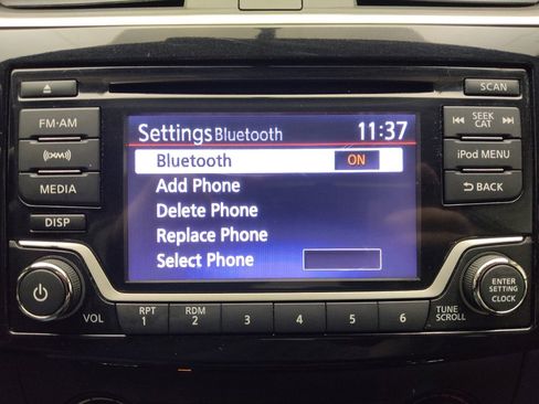 Used 2017 Nissan Sentra SV FWD image 25