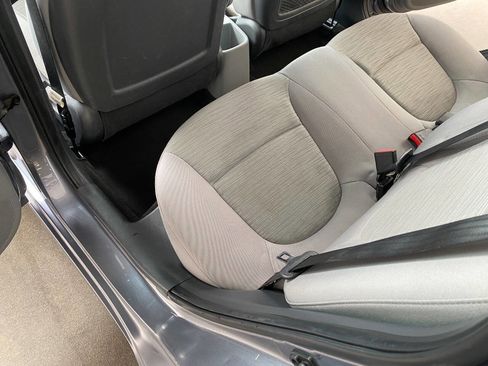 Used 2016 Hyundai Accent SE FWD image 31