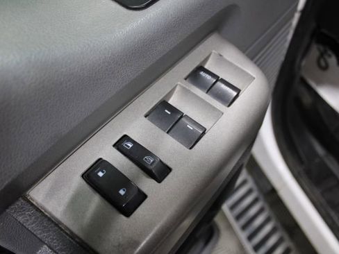 Used 2016 Ford F250 XLT w/ XLT Premium Package image 14