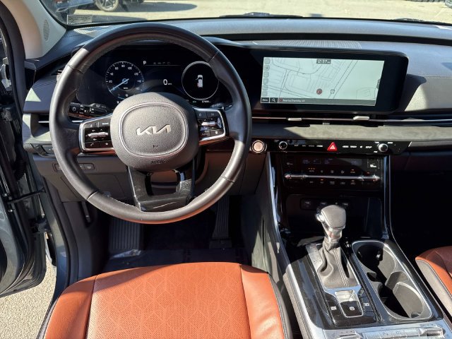 Used 2023 Kia Carnival SX FWD image 17