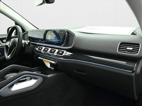New 2026 Mercedes-Benz GLE 450 4MATIC image 27