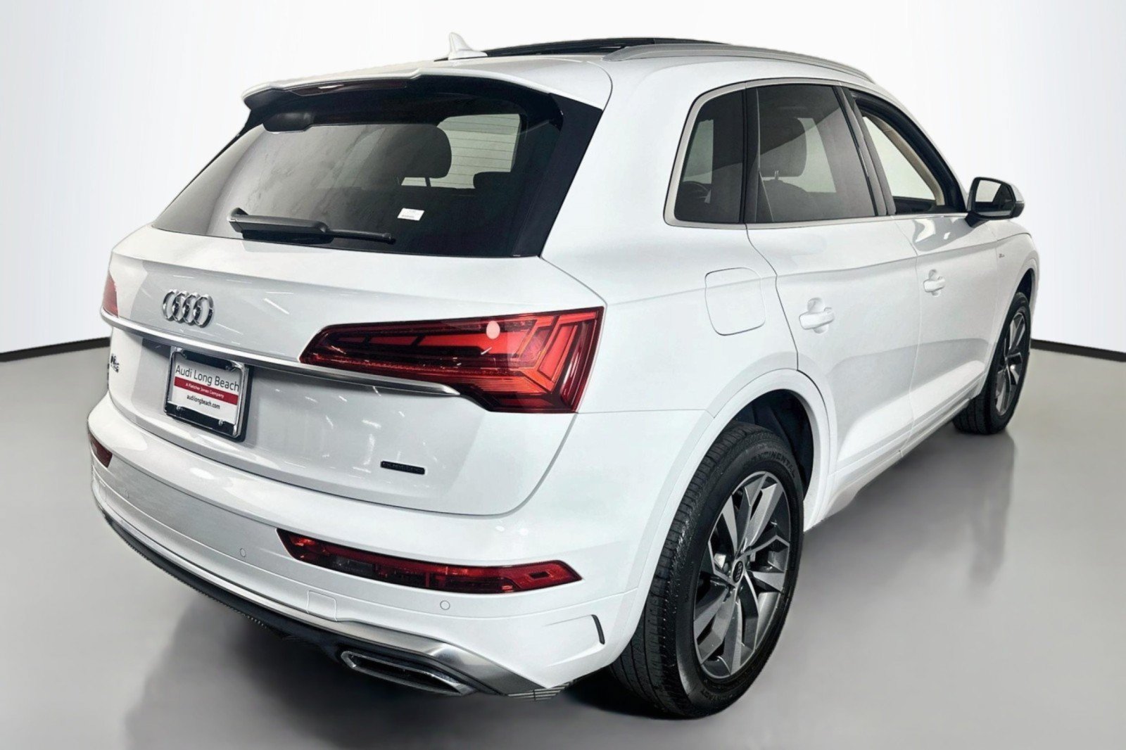Used 2023 Audi Q5 2.0T Premium w/ Convenience Package AWD/4WD image 13