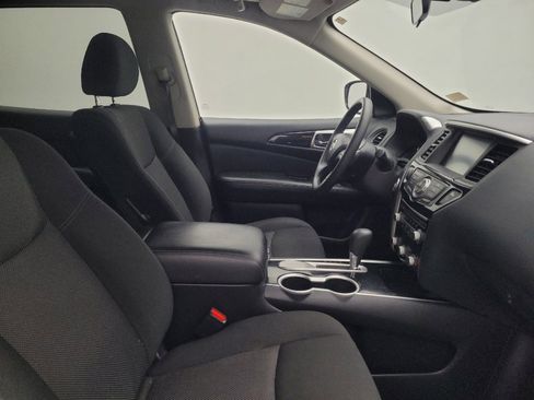 Used 2020 Nissan Pathfinder S FWD image 21