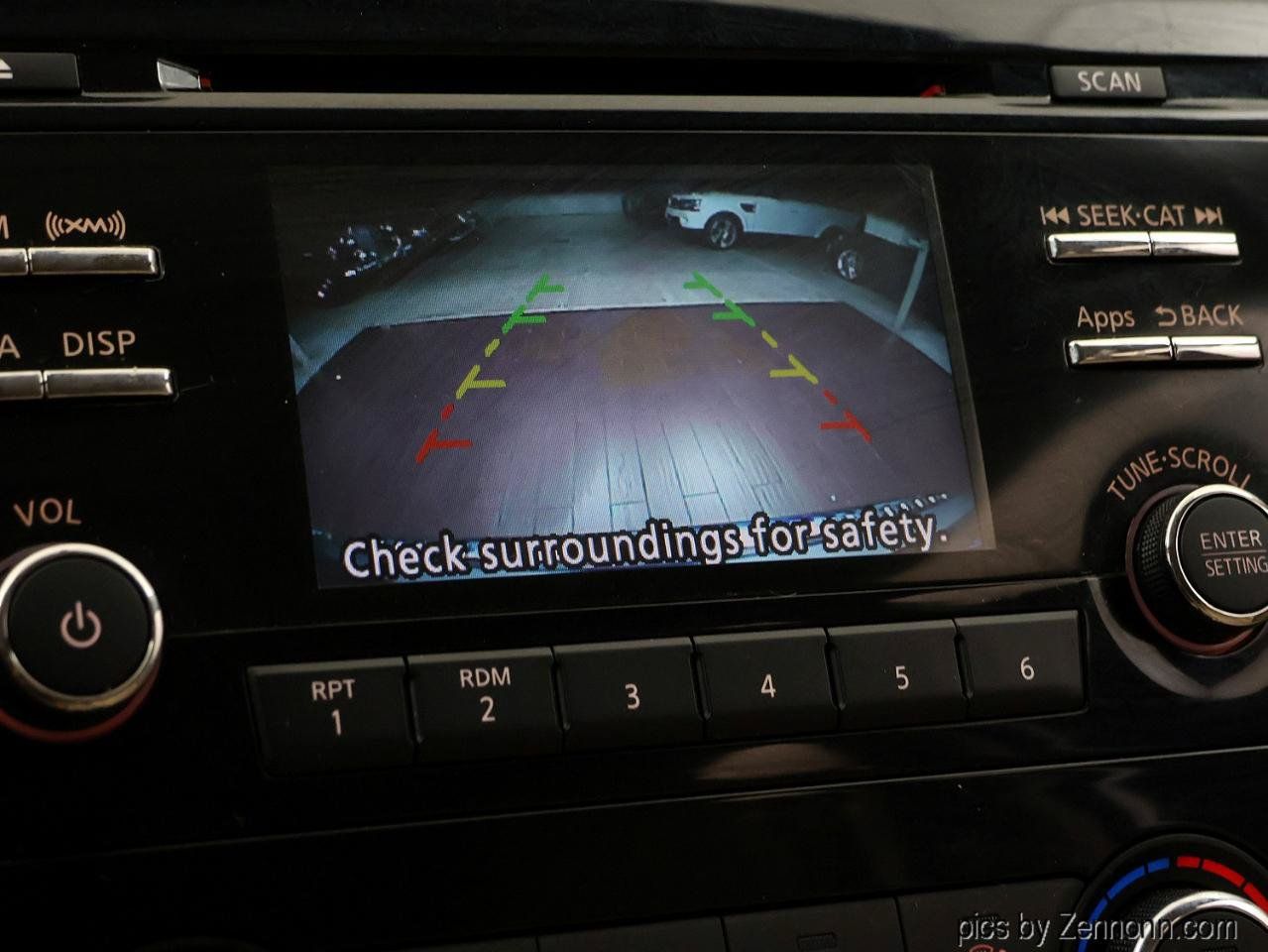 Used 2016 Nissan Rogue S FWD image 22