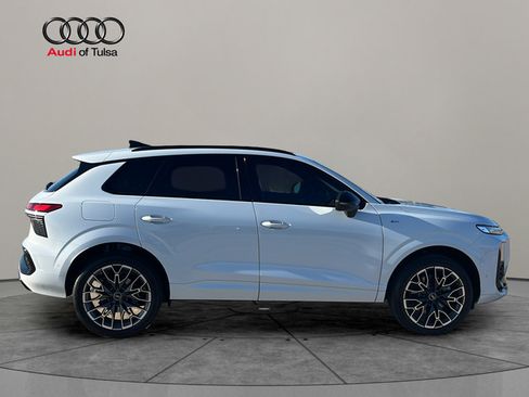 New 2026 Audi Q3 quattro 2.0T AWD/4WD image 6