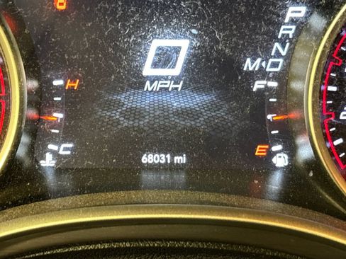 Used 2018 Dodge Charger R/T Scat Pack RWD image 35