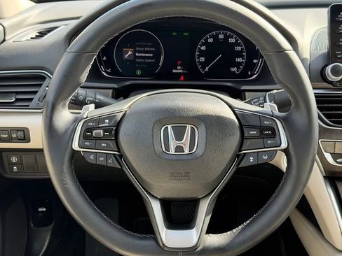 Used 2018 Honda Accord EX-L image 25