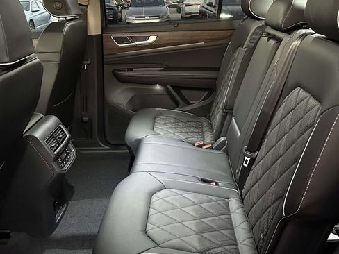 New 2026 Volkswagen Atlas SEL Premium R-Line image 13