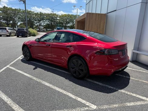 Used 2022 Tesla Model S AWD/4WD image 2