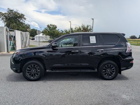 Used 2023 Lexus GX 460 Premium w/ Premium Package AWD/4WD image 3