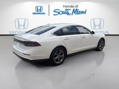 Certified 2024 Honda Accord EX image 7