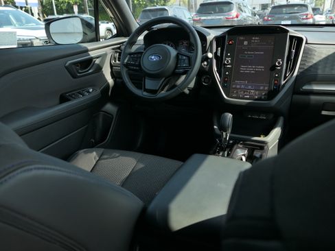 Used 2026 Subaru Forester Premium AWD/4WD image 24