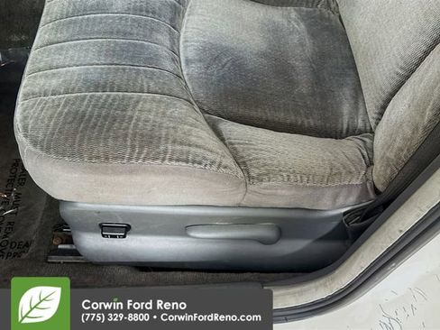 Used 2004 Buick Century Custom image 17