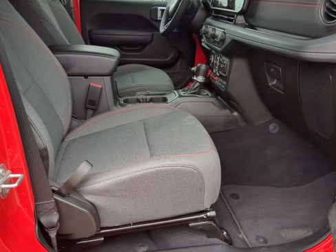 Used 2026 Jeep Wrangler Unlimited Rubicon image 22