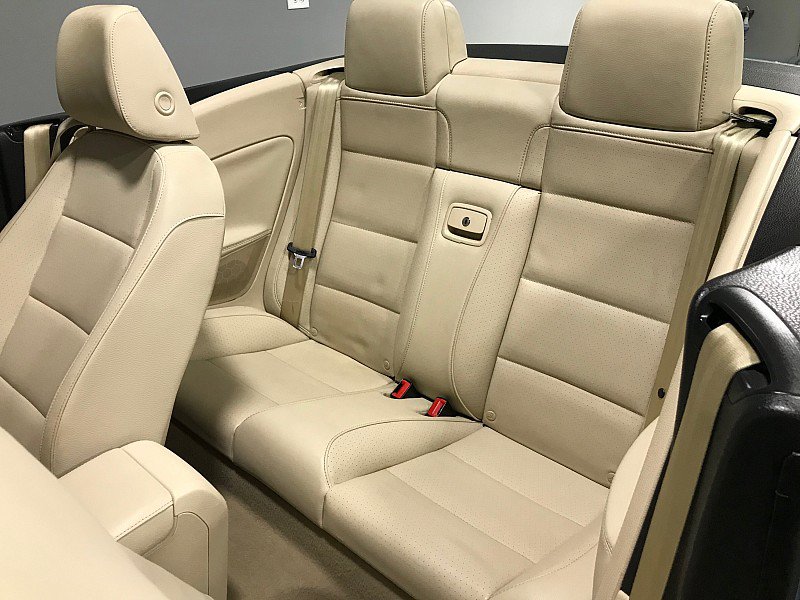 Used 2009 Volkswagen Eos Komfort FWD image 23