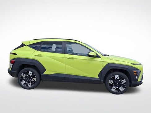 Used 2024 Hyundai Kona SEL AWD/4WD image 7