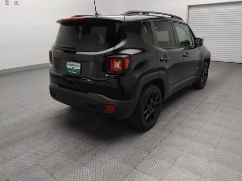 Used 2020 Jeep Renegade Altitude FWD image 9