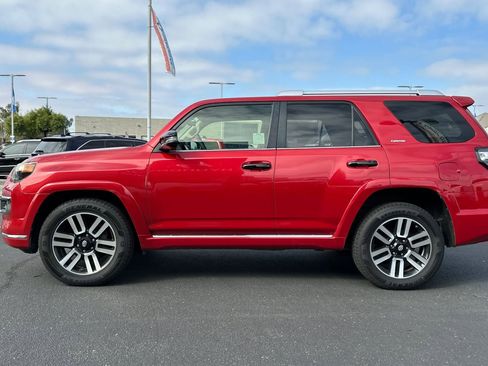 Used 2018 Toyota 4Runner Limited image 6