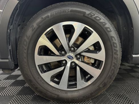 Used 2022 Subaru Outback Premium AWD/4WD image 9