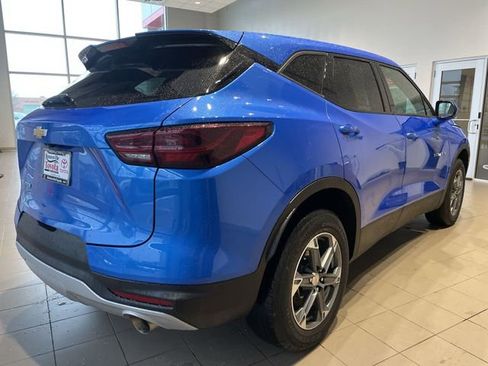 Used 2025 Chevrolet Blazer LT FWD image 34