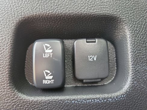 Used 2024 Ford Edge SEL w/ Convenience Package AWD/4WD image 9