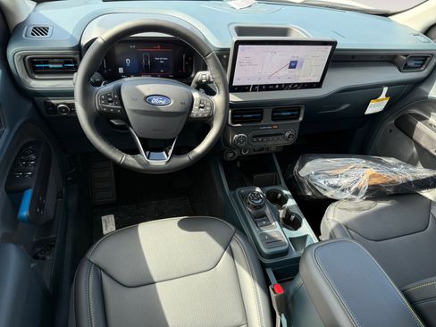 New 2025 Ford Maverick Lobo image 15